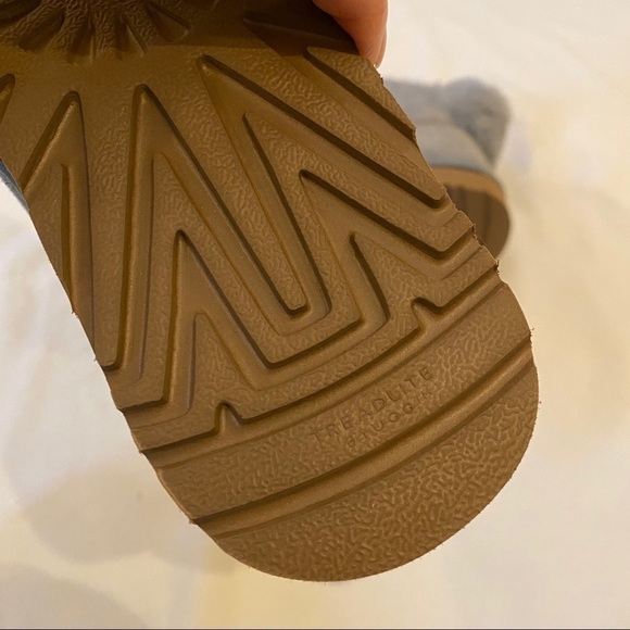 NWOT~UGG Women Mini Bling Swarovski Crystal Gray Boots Size 8 - Picture 10 of 11